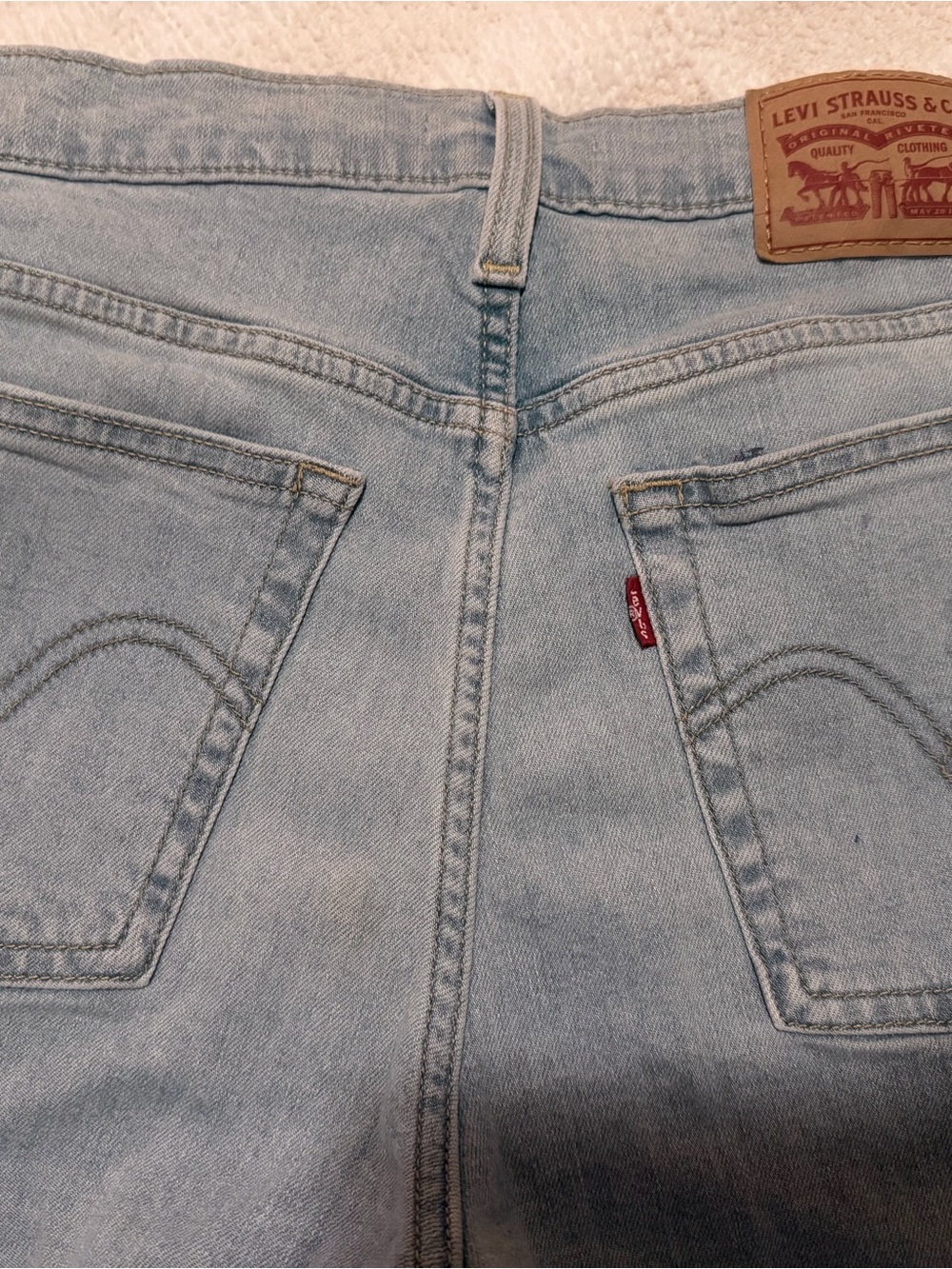 Levi’s Wedgie Skinny Jeans Size 28